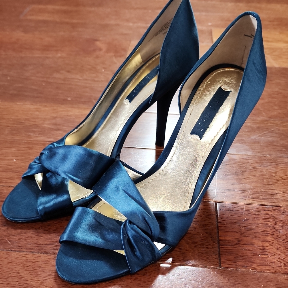 NINE WEST Blue Satin Peep-Toe Heels